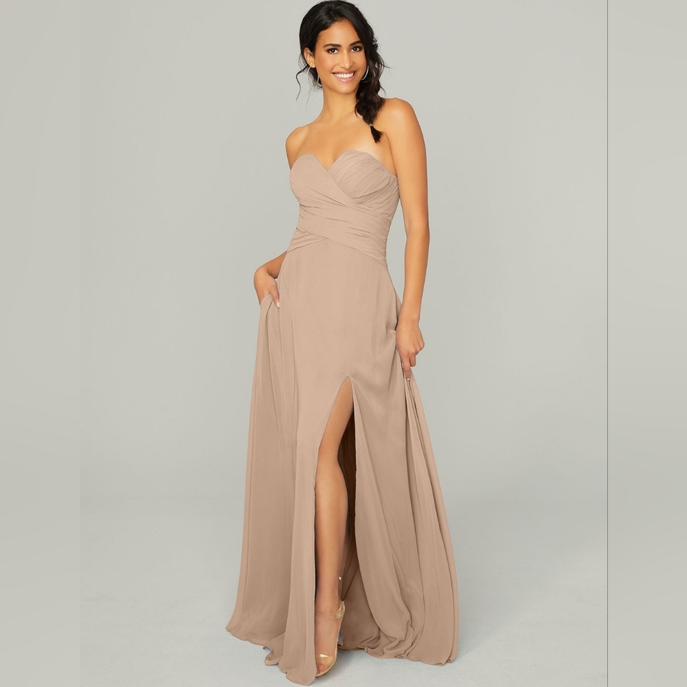 Morilee Formal Luxe Satin Strapless V-Neck Dress Size 6